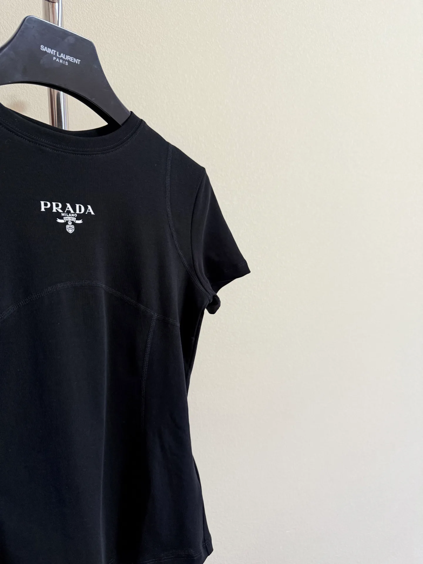 Футболки Женские Prada 11494931