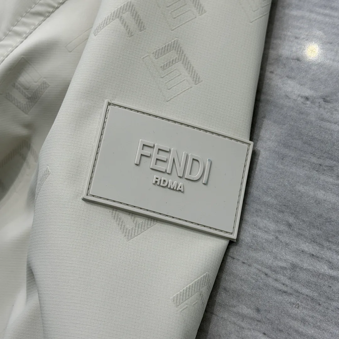 Куртки И Пуховики Мужские Fendi 11341969