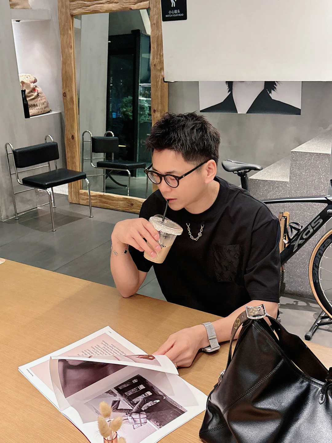 Футболки Мужские Louis Vuitton 9465230