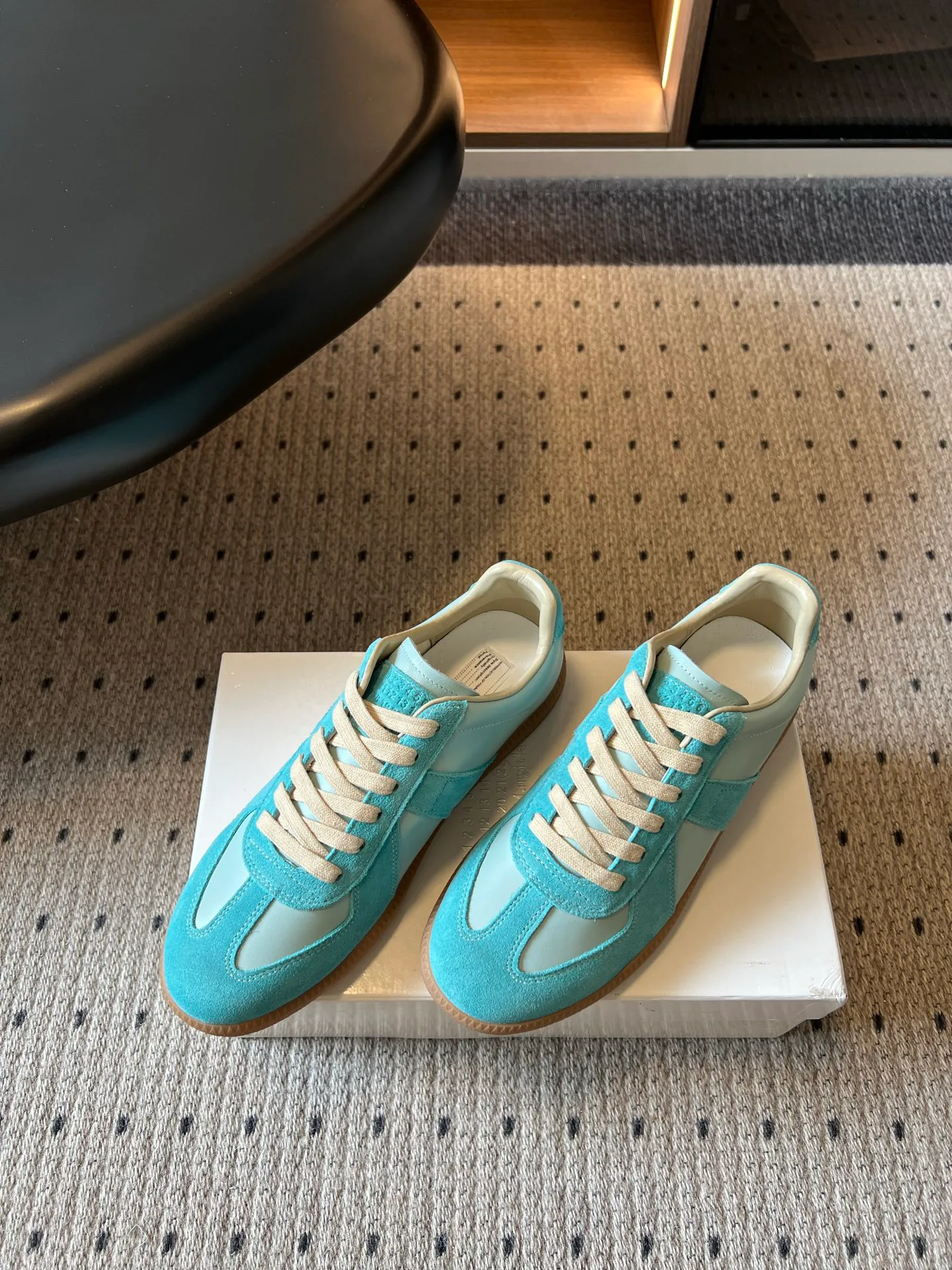 Кроссовки Женские Maison Margiela 17568918