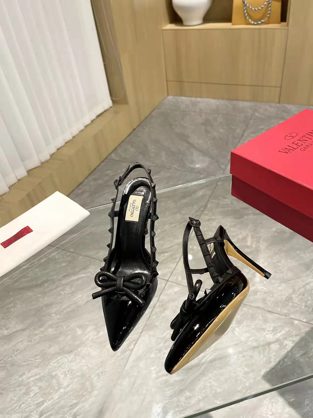 Босоножки Женские Valentino 11602185