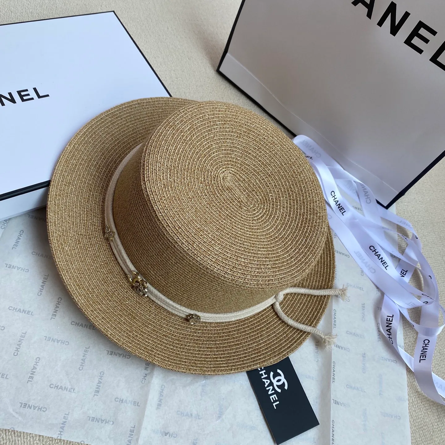 Головные Уборы Chanel 13302304