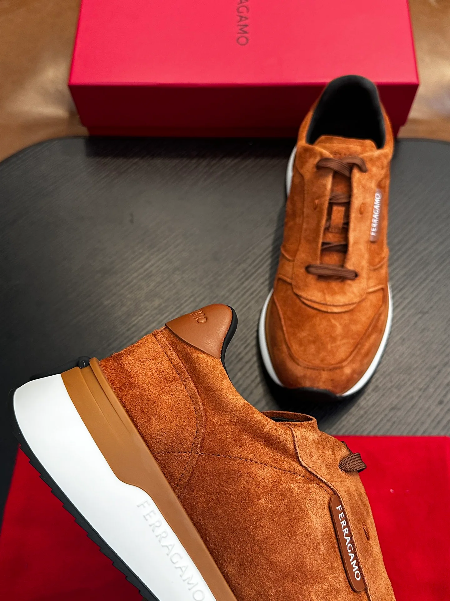 Кроссовки Мужские Salvatore Ferragamo 141428