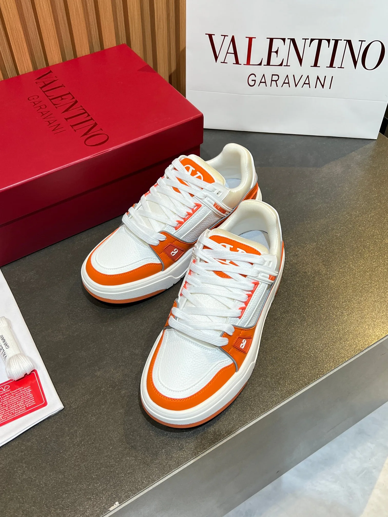 Кроссовки Женские Valentino 11575964
