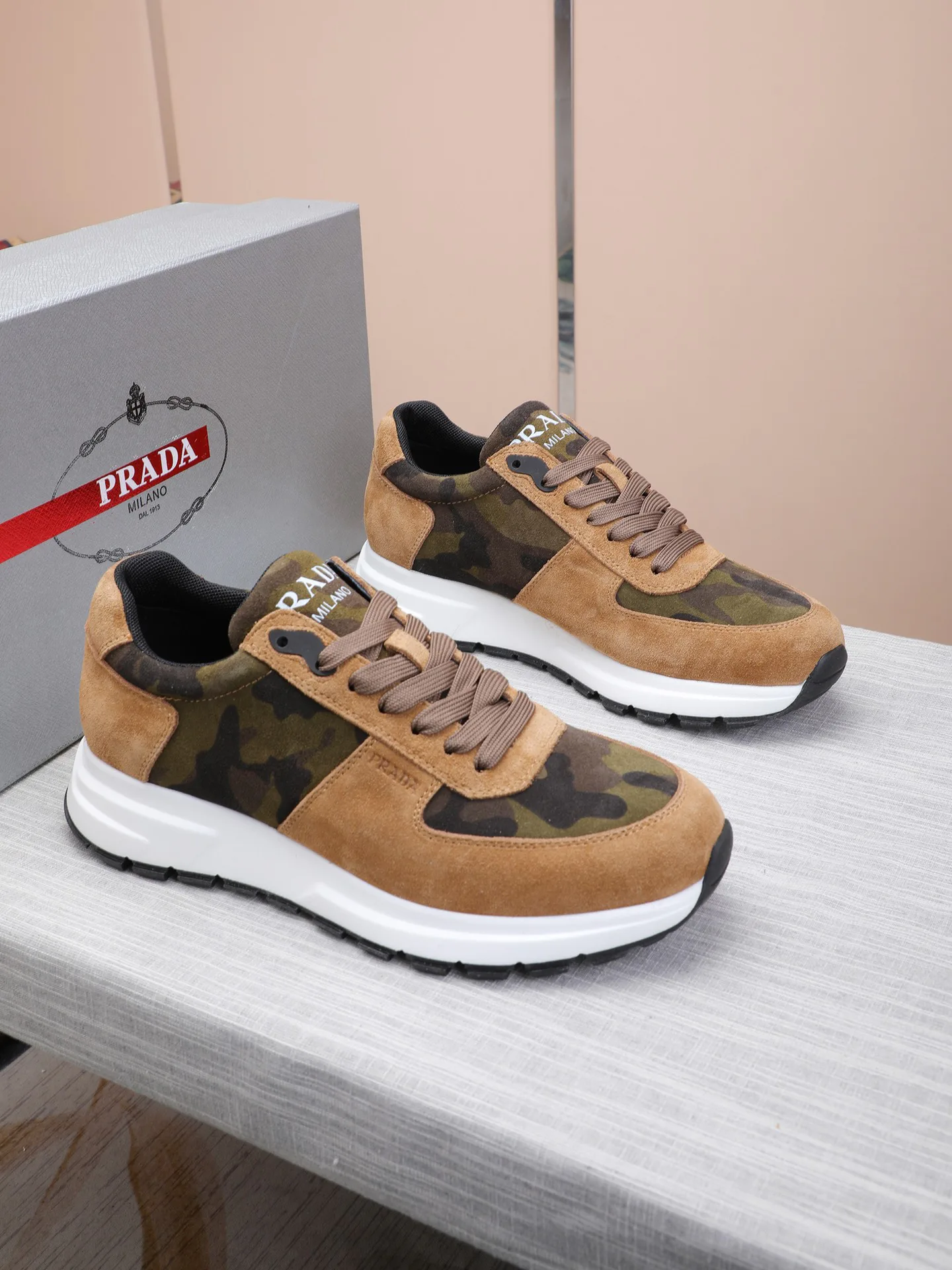 Кроссовки Мужские Prada 10844553