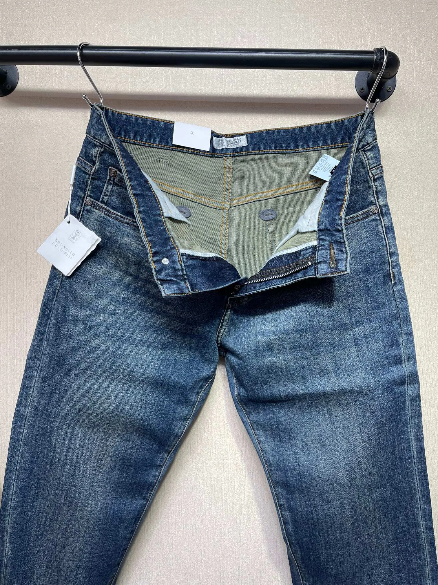 Джинсы Мужские Brunello Cucinelli 12551707