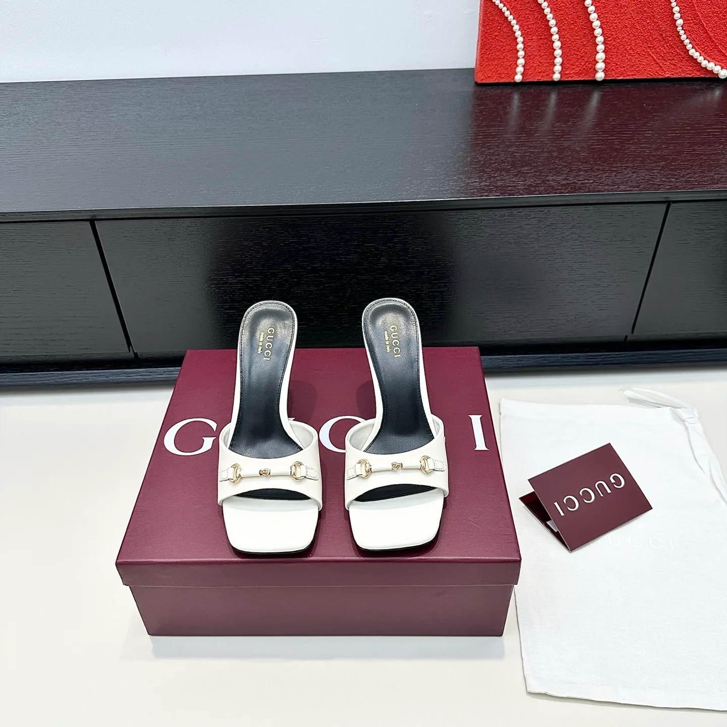 Босоножки Женские Gucci 17614698