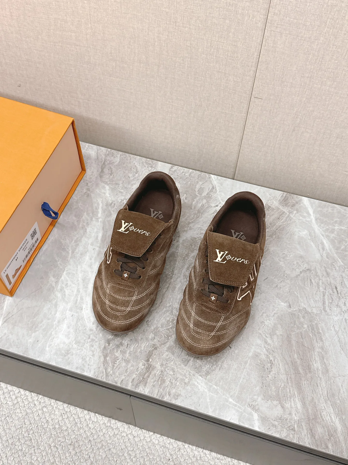 Кроссовки Женские Louis Vuitton 4507763