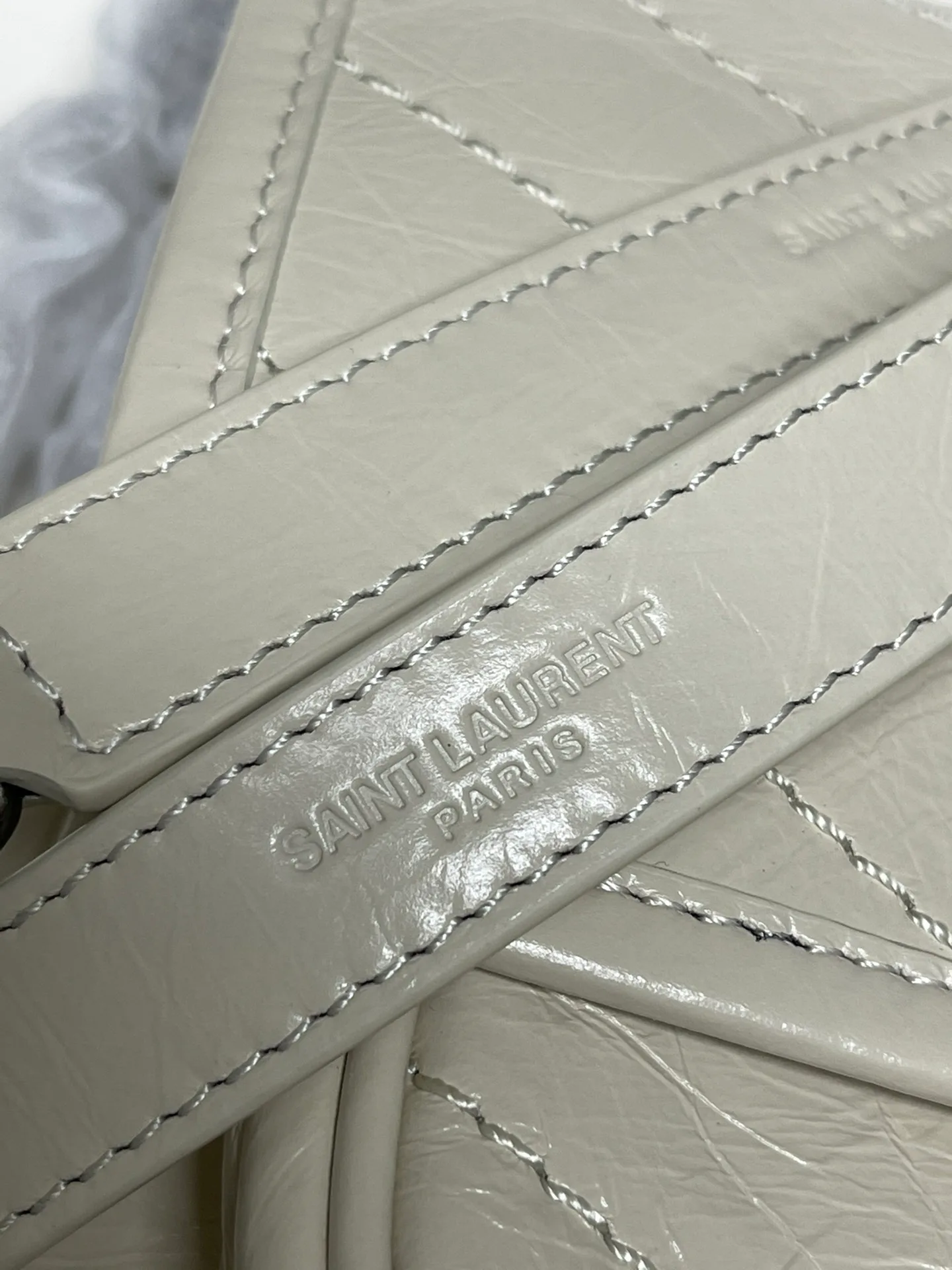 Сумки На Ремне Женские Saint Laurent 207562