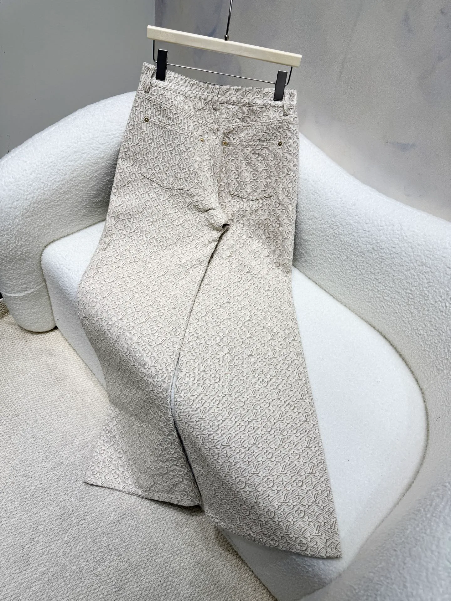 Брюки Женские Louis Vuitton 11907348