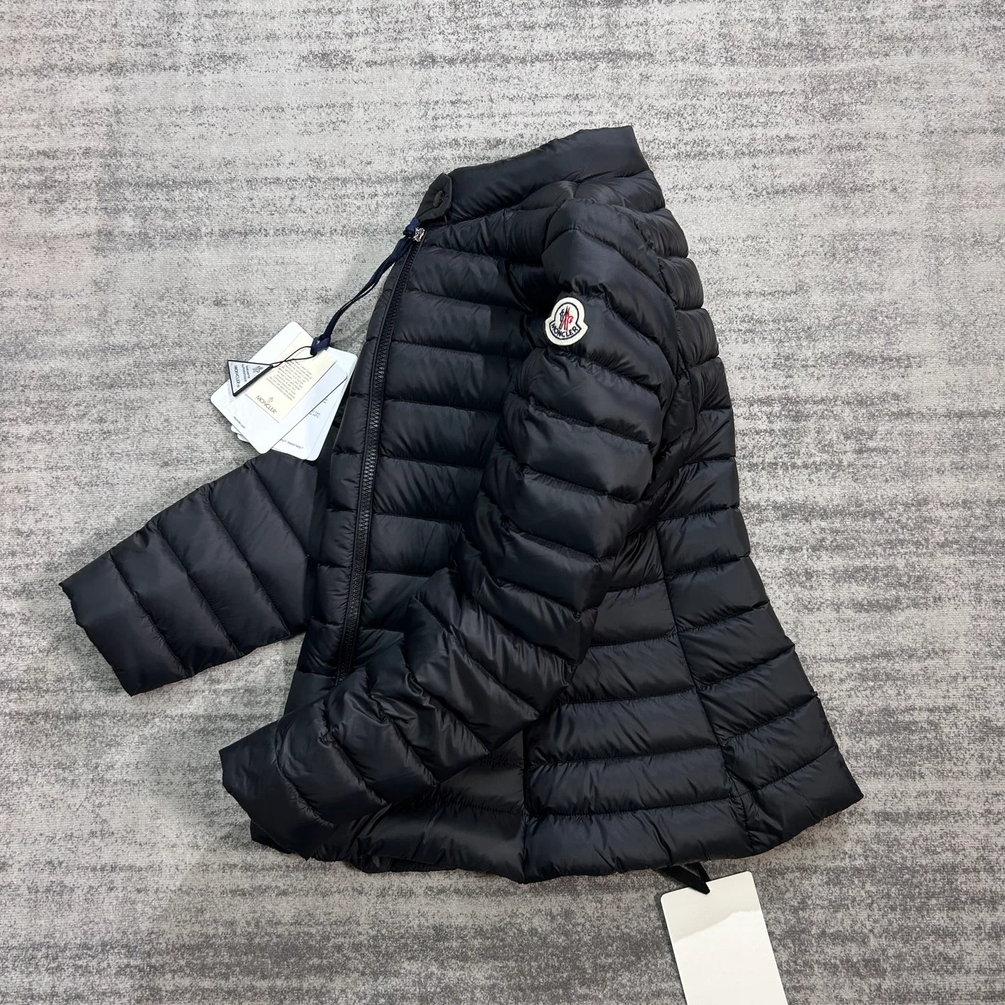 Куртки И Пуховики Женские Moncler 18133832