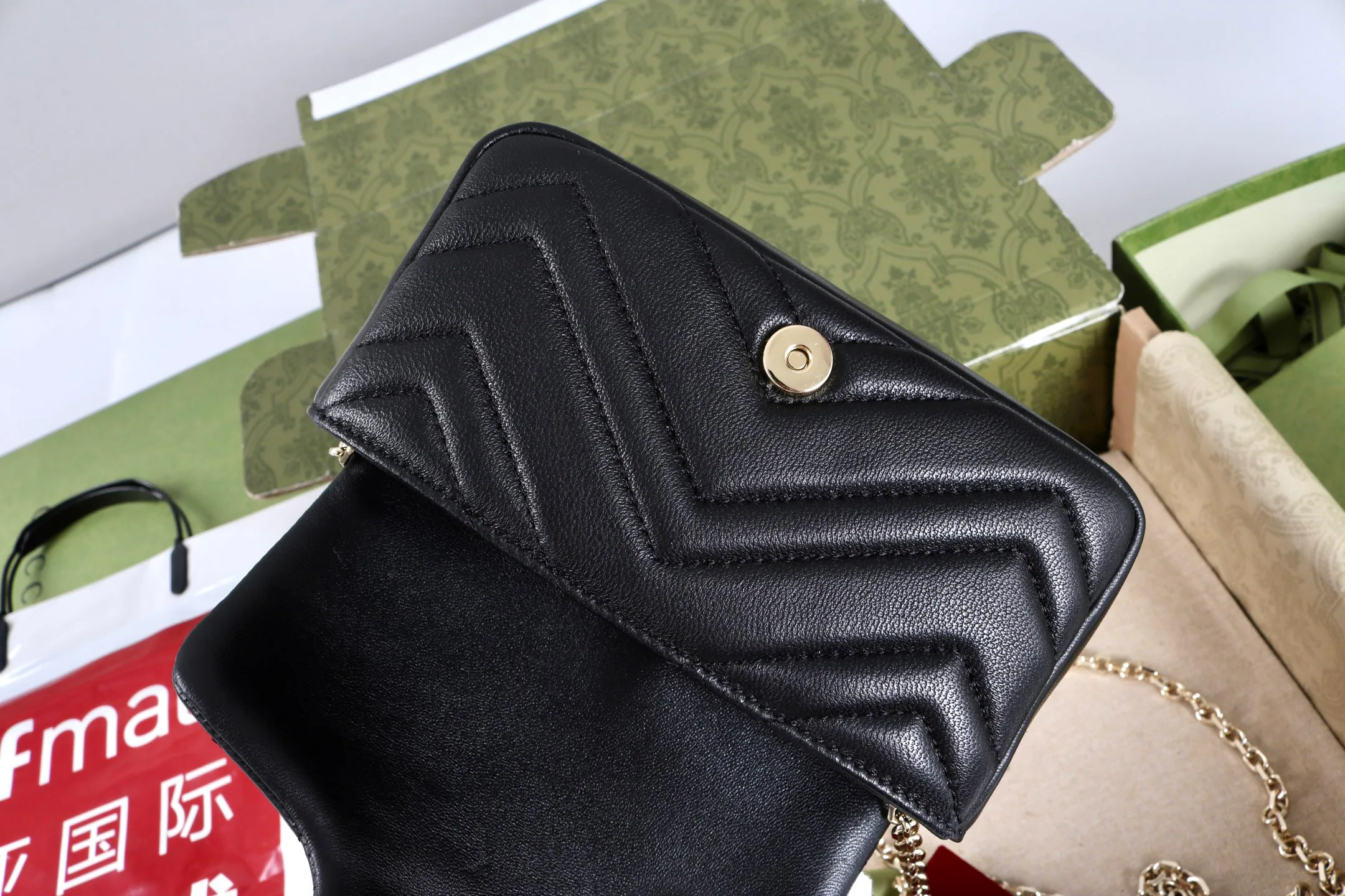 Классические Сумки Женские Gucci 18005069