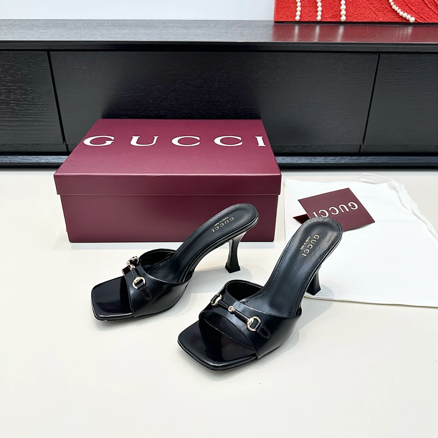 Босоножки Женские Gucci 17614701