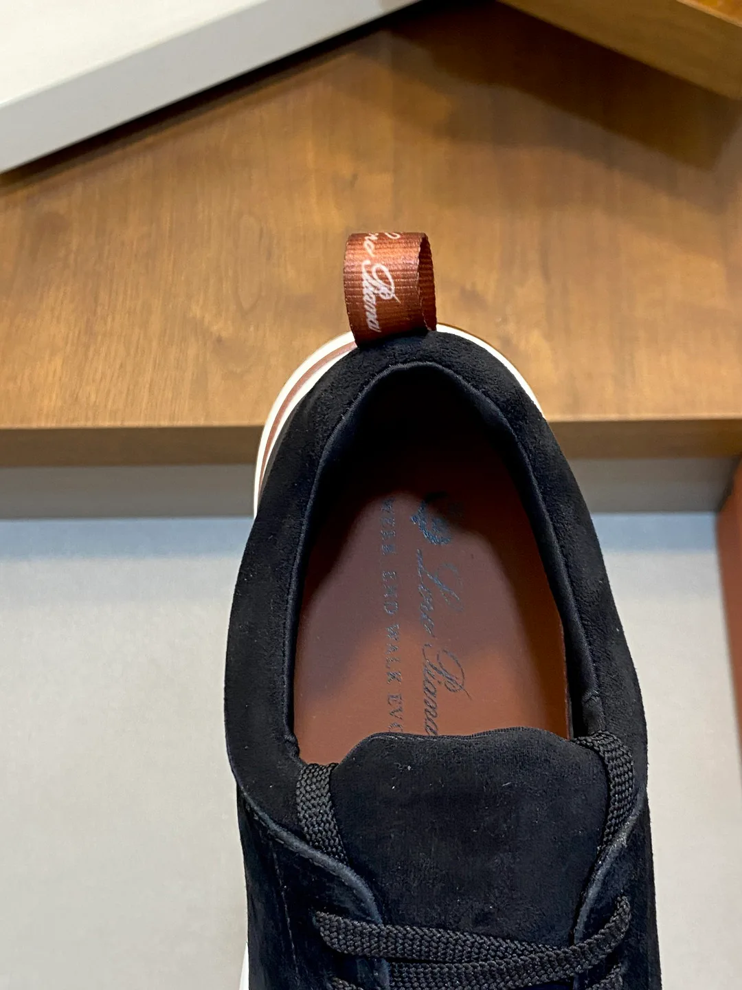 Кроссовки Мужские Loro Piana 18668349
