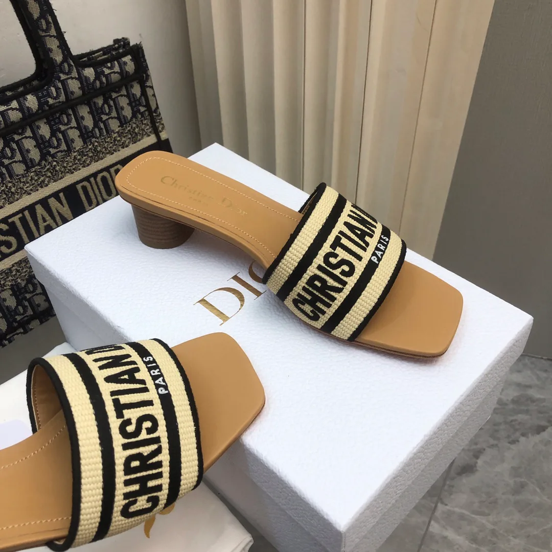 Босоножки Женские Christian Dior 18633984