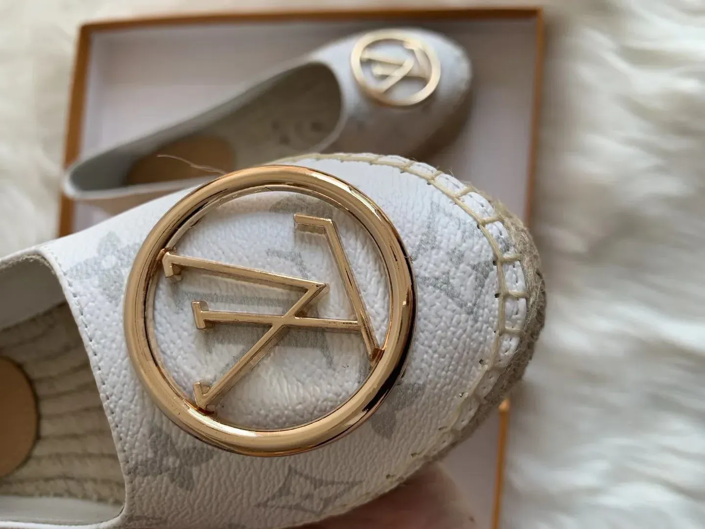 Туфли Женские Louis Vuitton 2937824