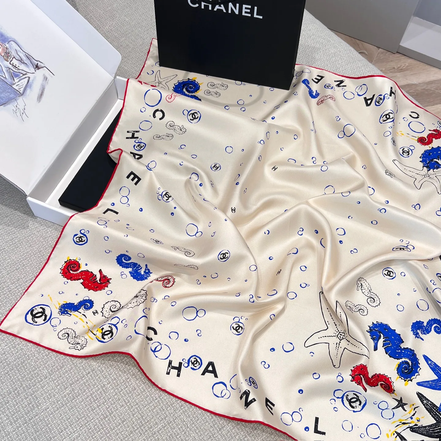 Платки Chanel 18525742