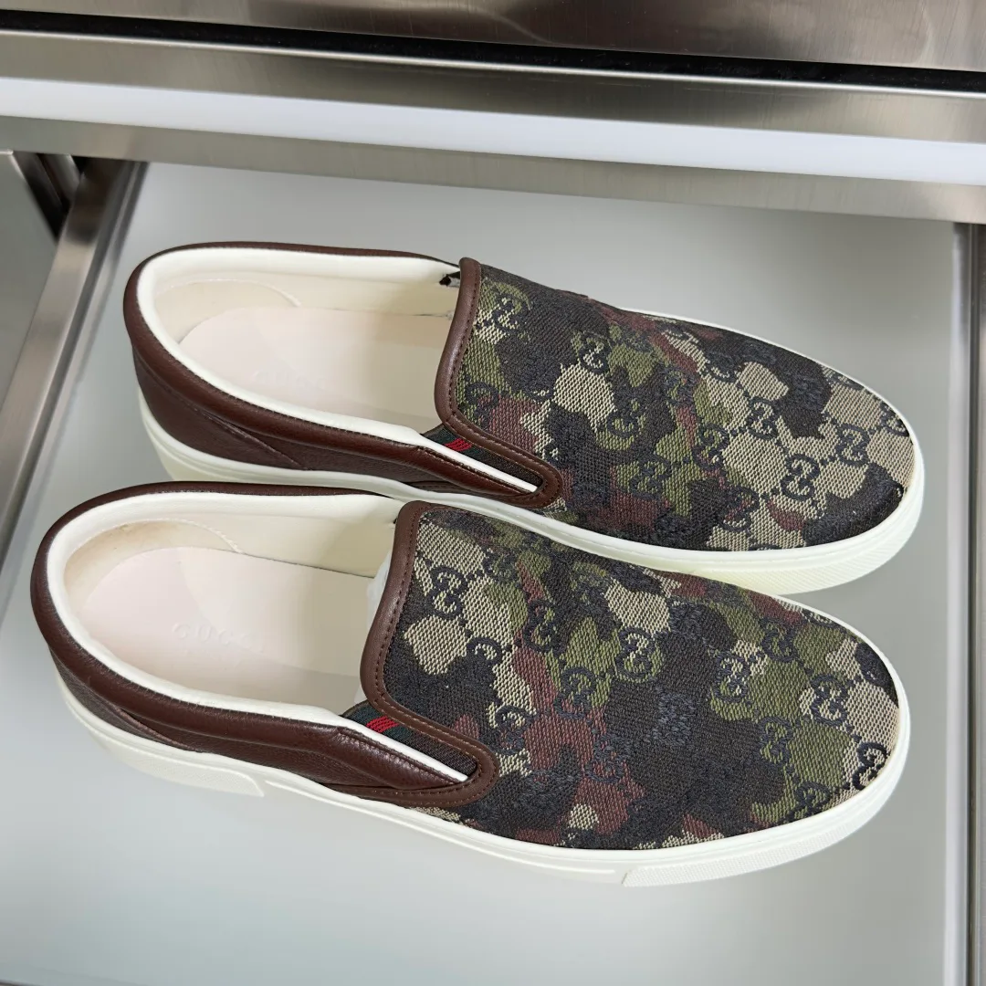 Кроссовки Мужские Gucci 13300437