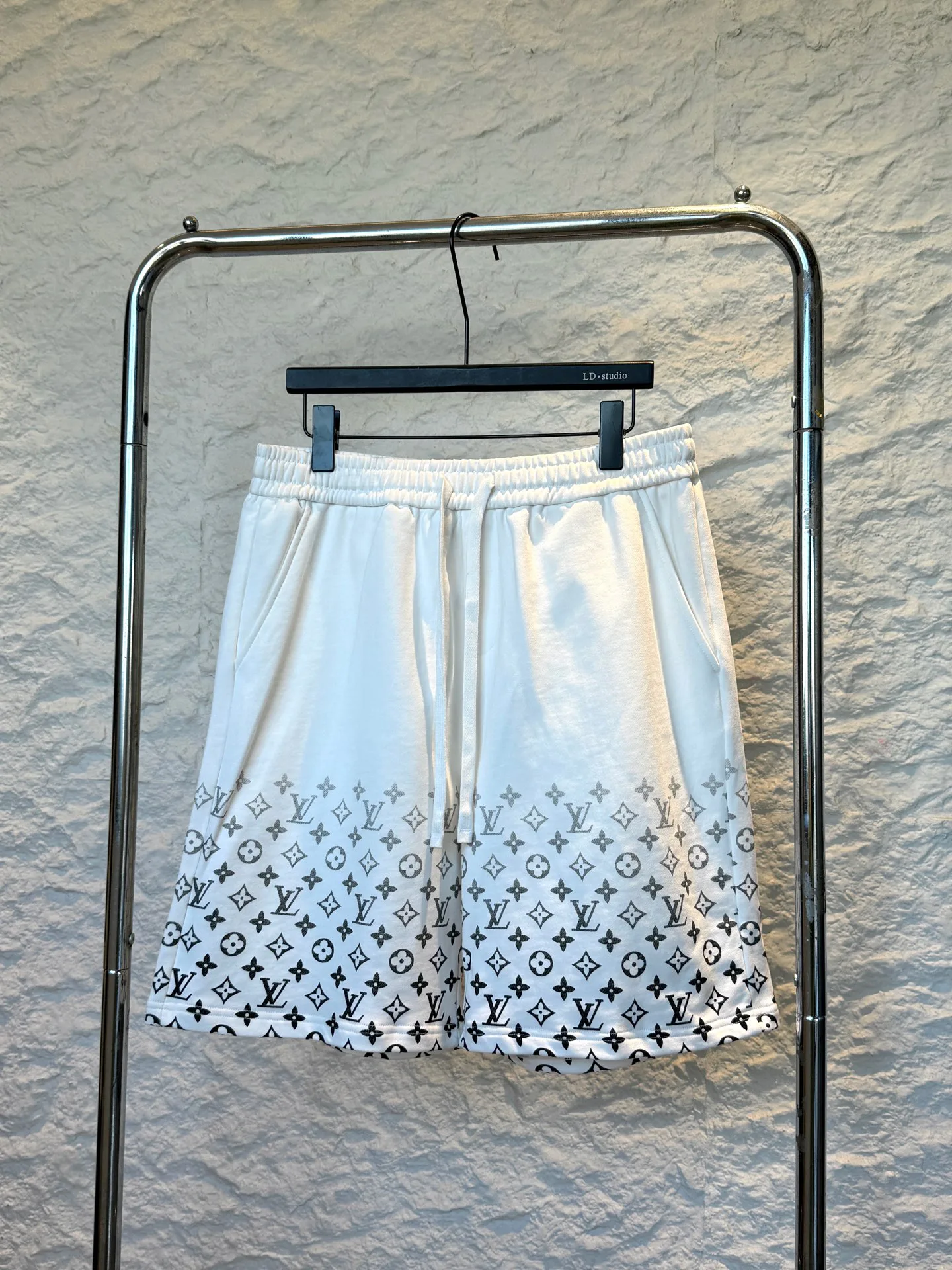 Шорты Женские Louis Vuitton 3442