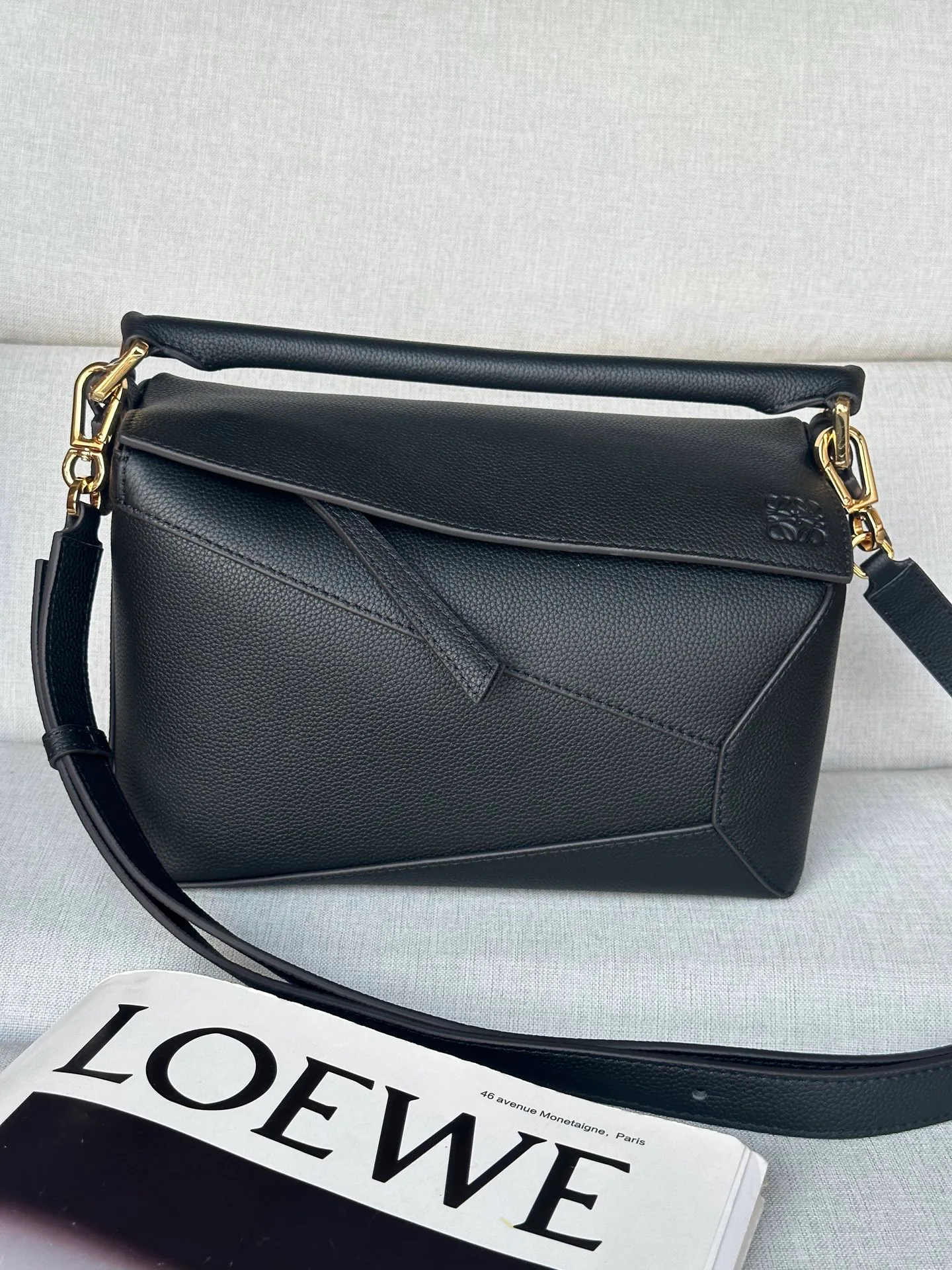 Классические Сумки Женские Loewe 17303173