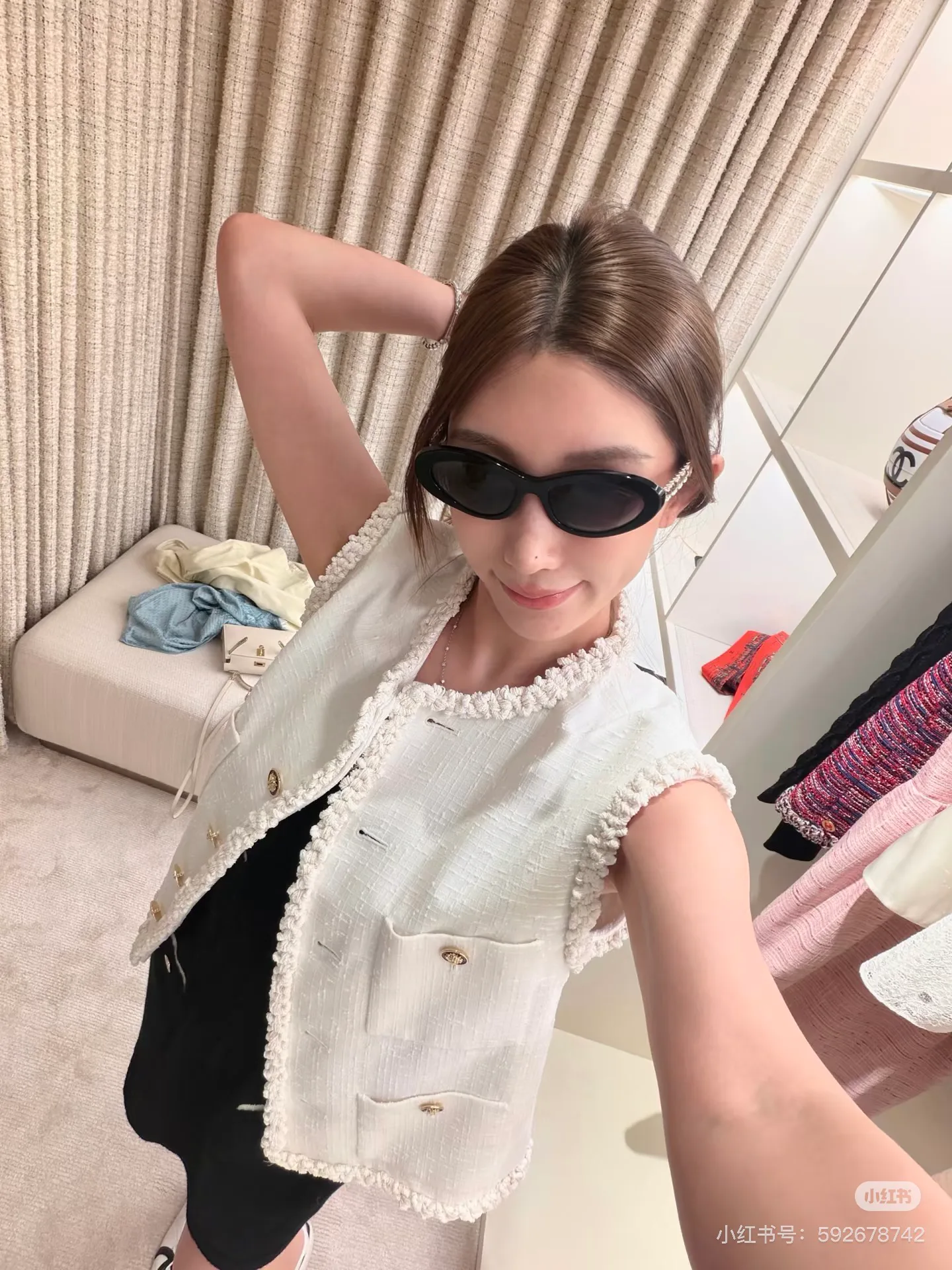 Жилеты Женские Chanel 18601379
