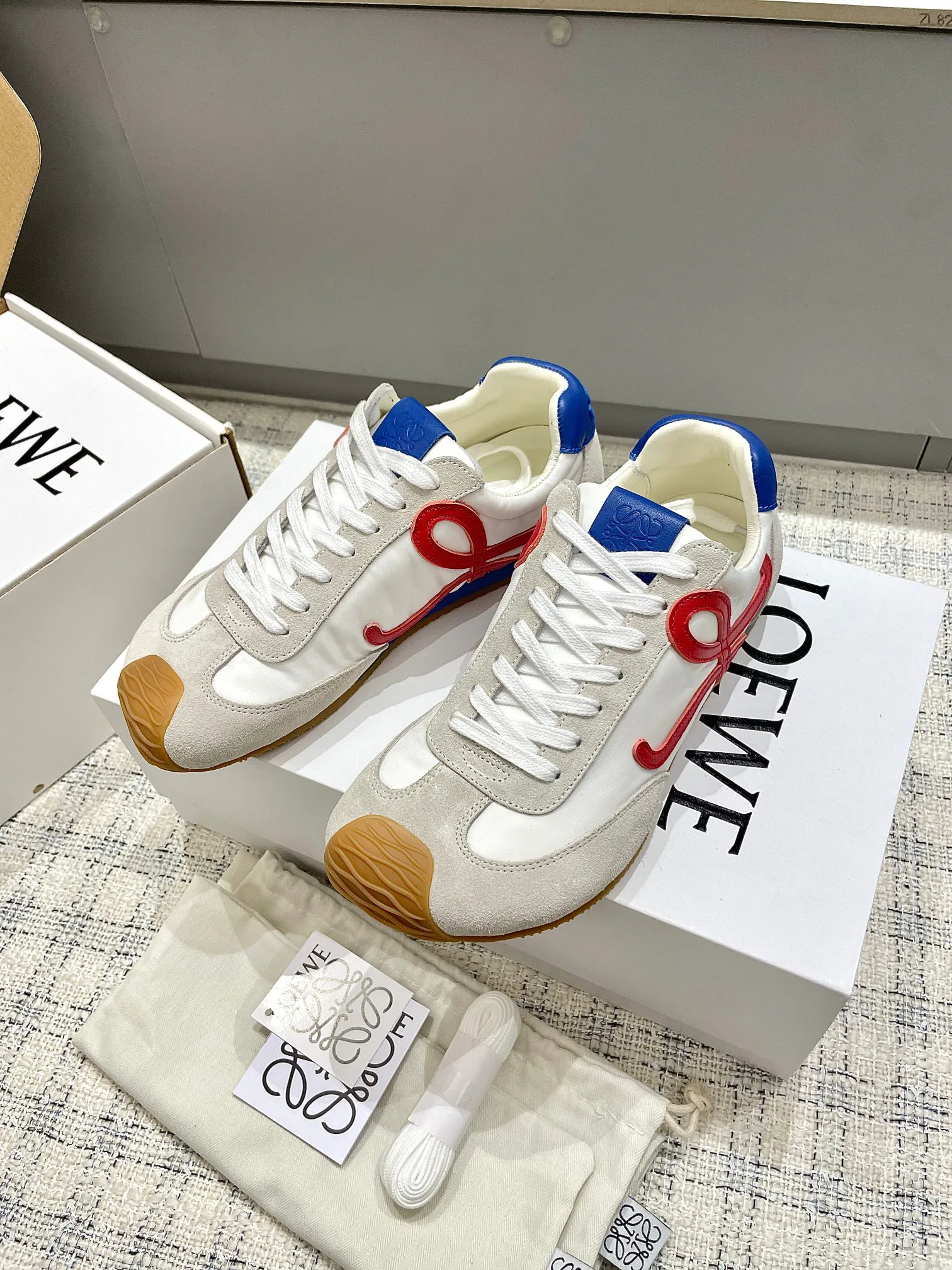 Кроссовки Женские Loewe 10838207