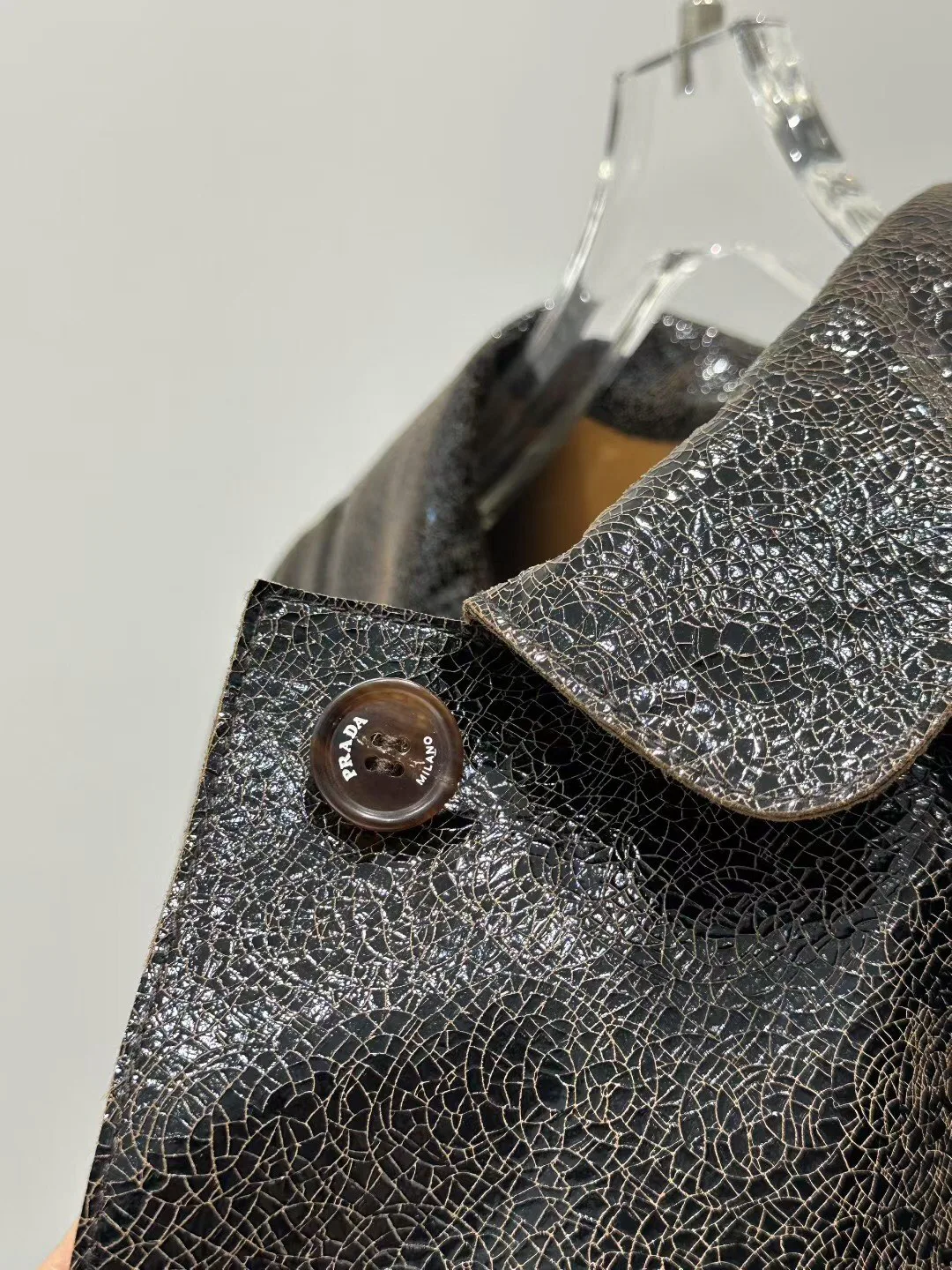 Кожаные Куртки И Дублёнки Женские Prada 13186443