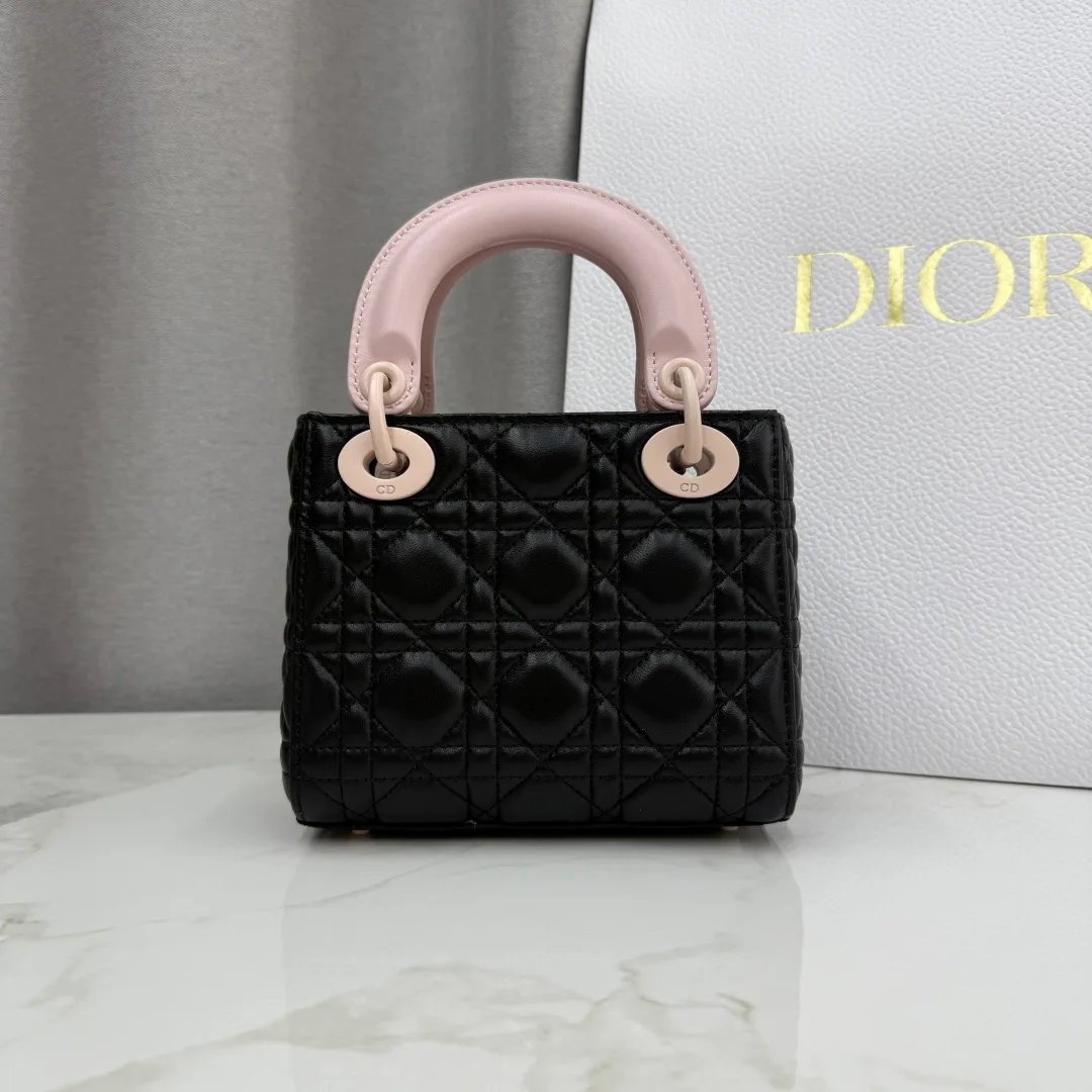 Классические Сумки Женские Christian Dior 17463949