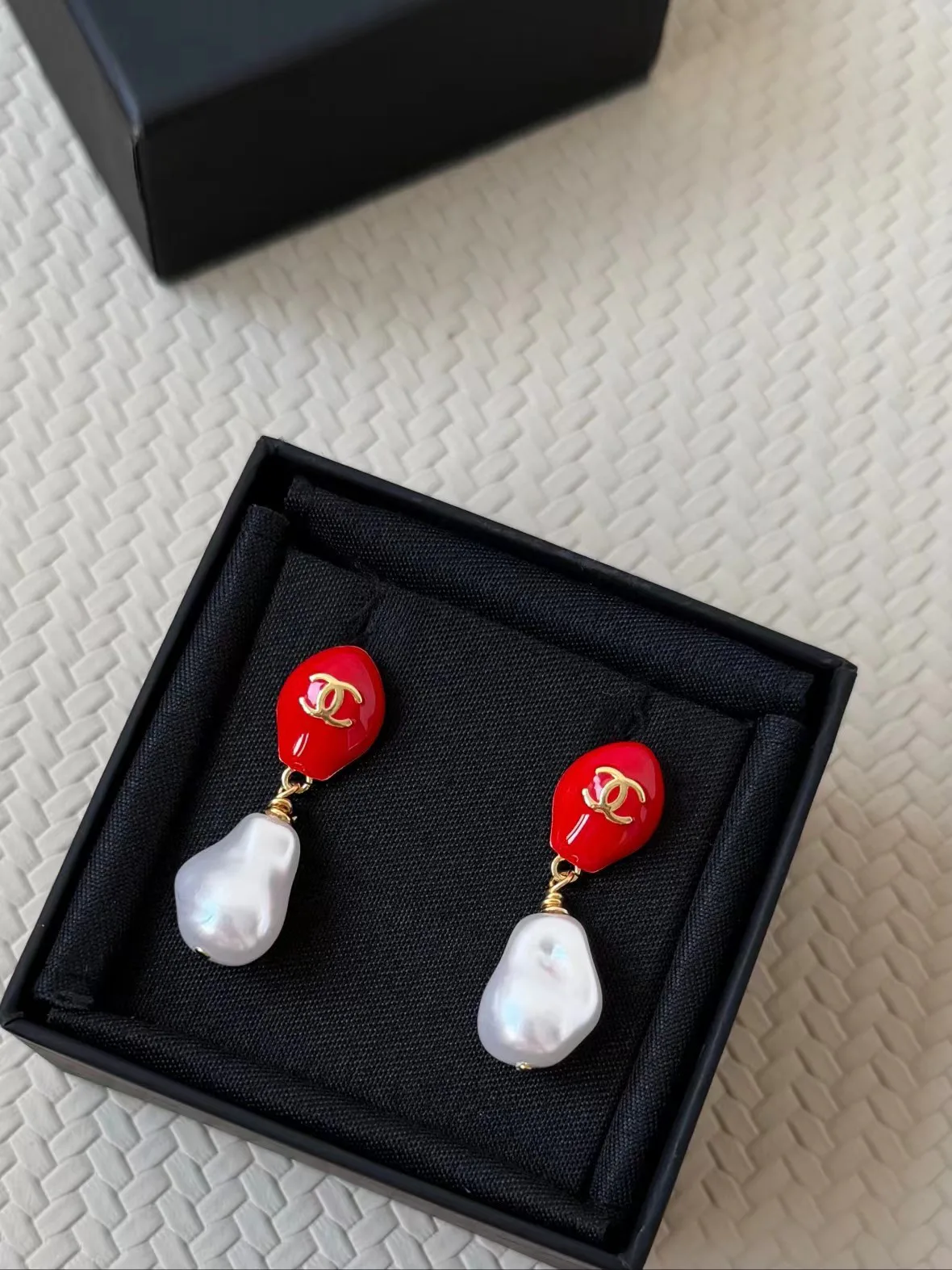 Бижутерия Chanel 18123189