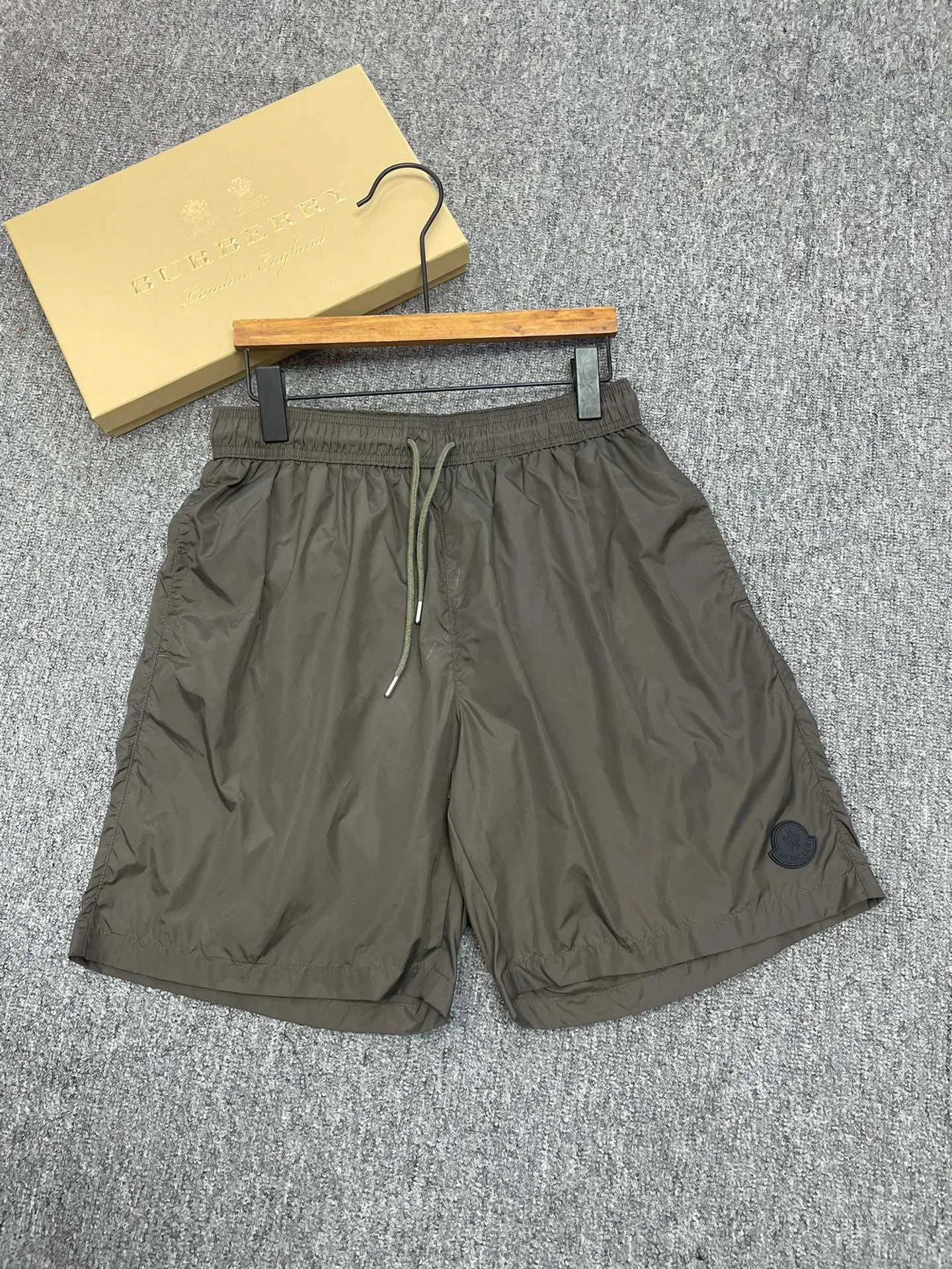 Шорты Женские Moncler 5052778