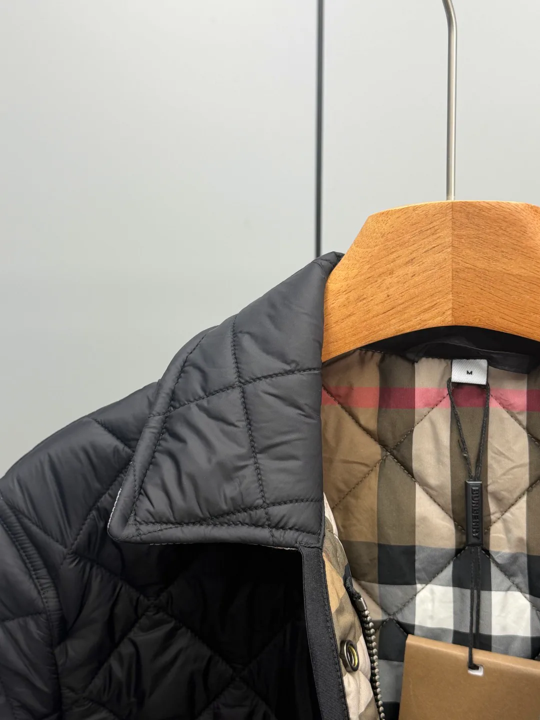 Куртки И Пуховики Женские Burberry 19352946