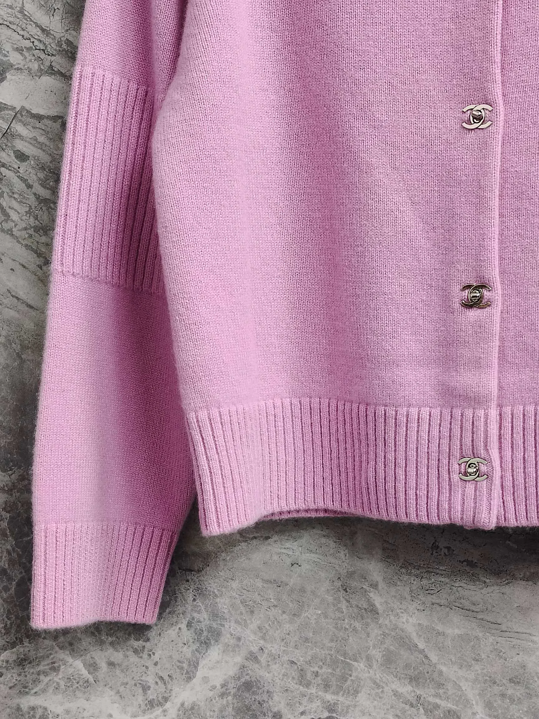 Джемперы И Свитеры Женские Chanel 9859161