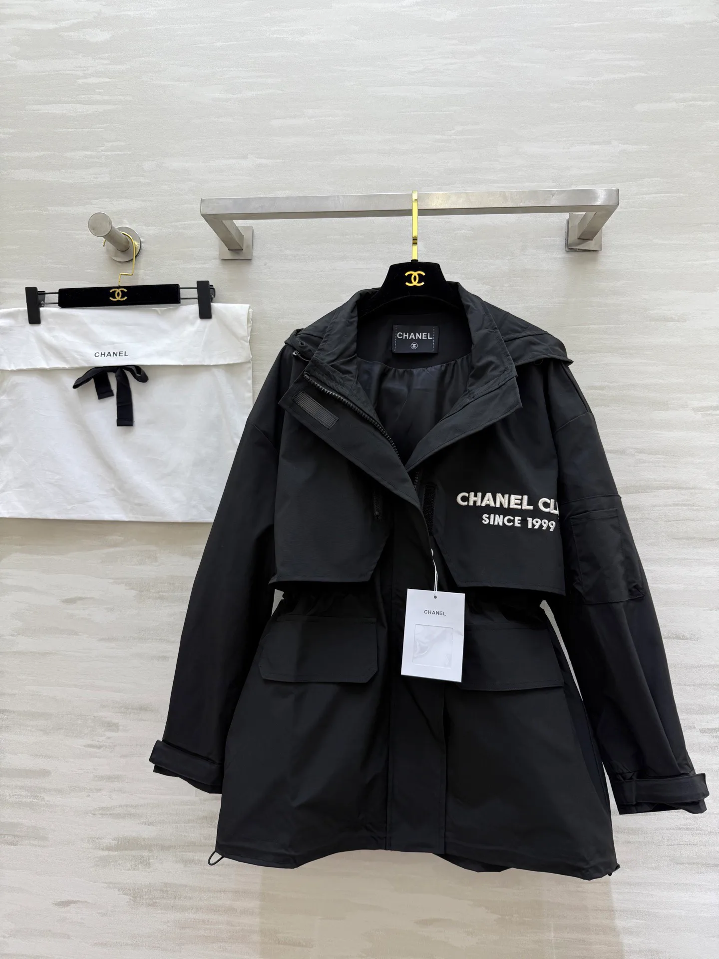 Куртки И Пуховики Мужские Chanel 10396609