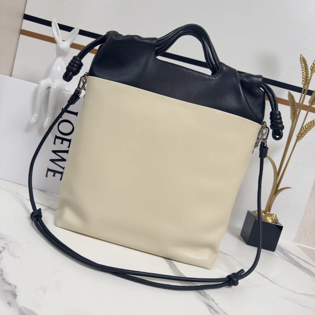 Сумки На Ремне Женские Loewe 11674530