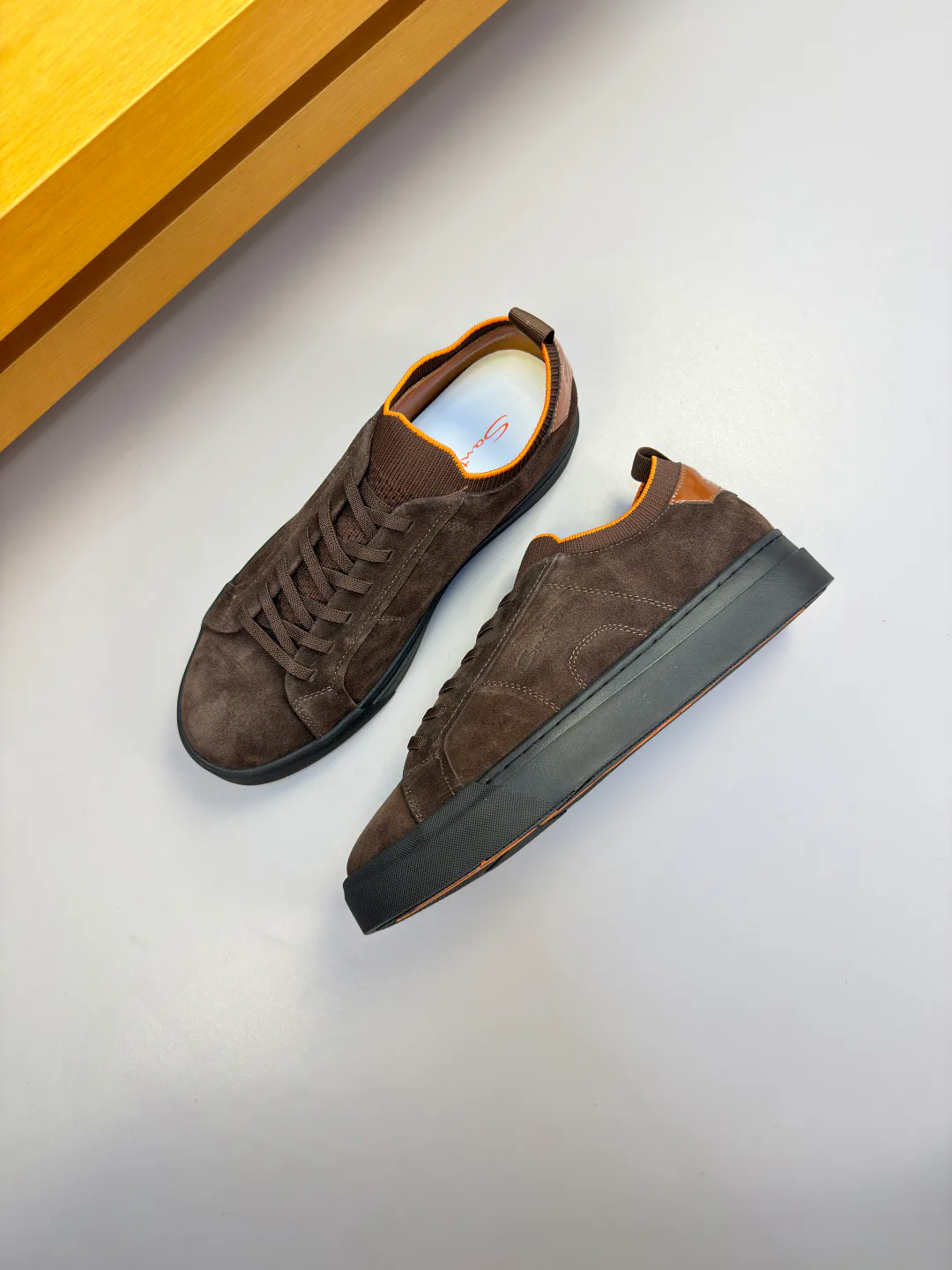 Кроссовки Женские Santoni 18142454