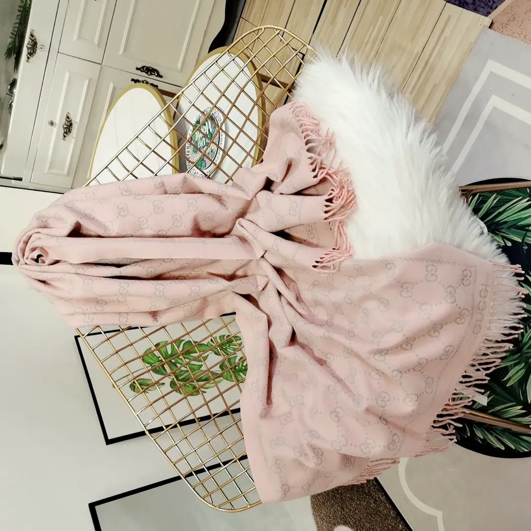 Шарфы Gucci 184252