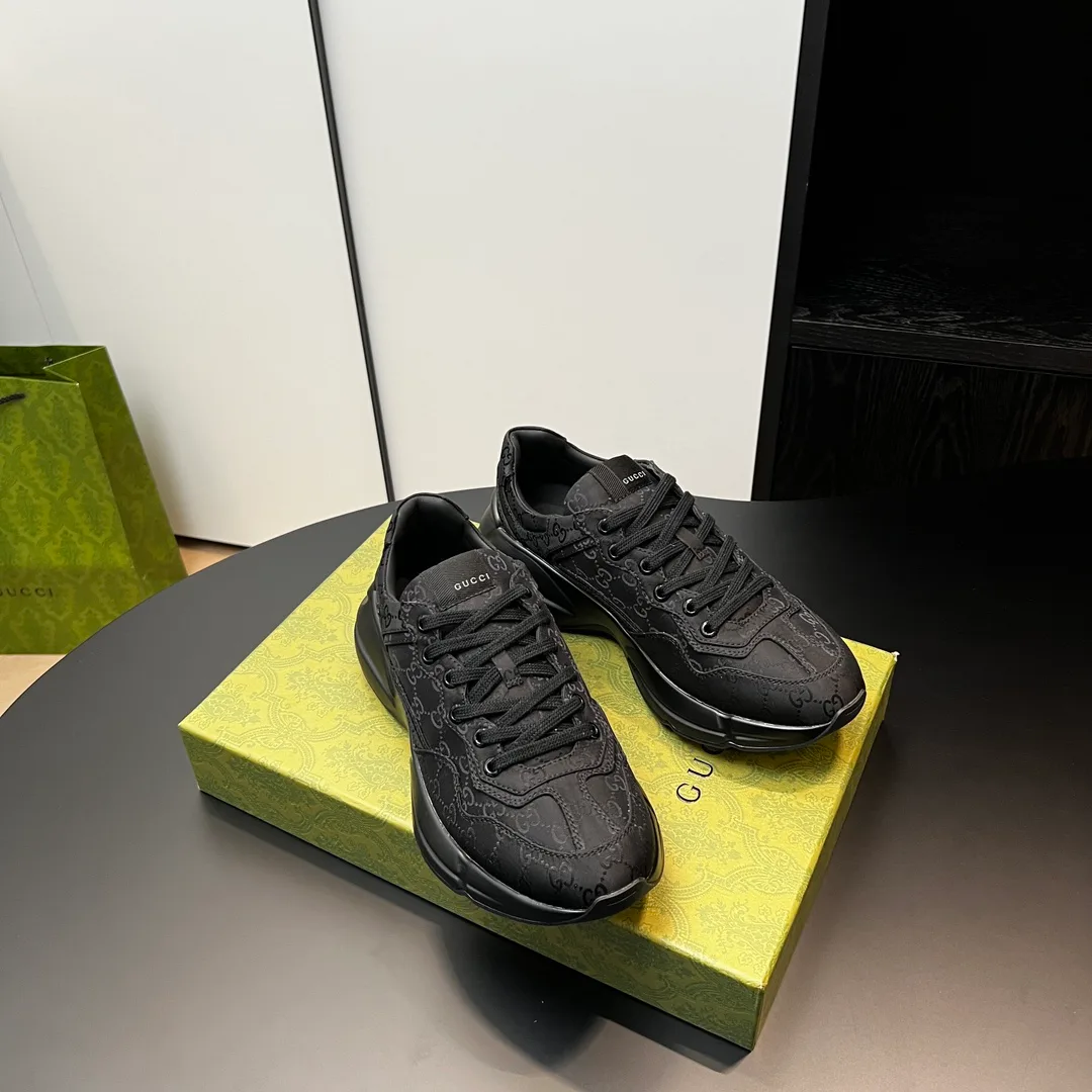Кроссовки Женские Gucci 21908