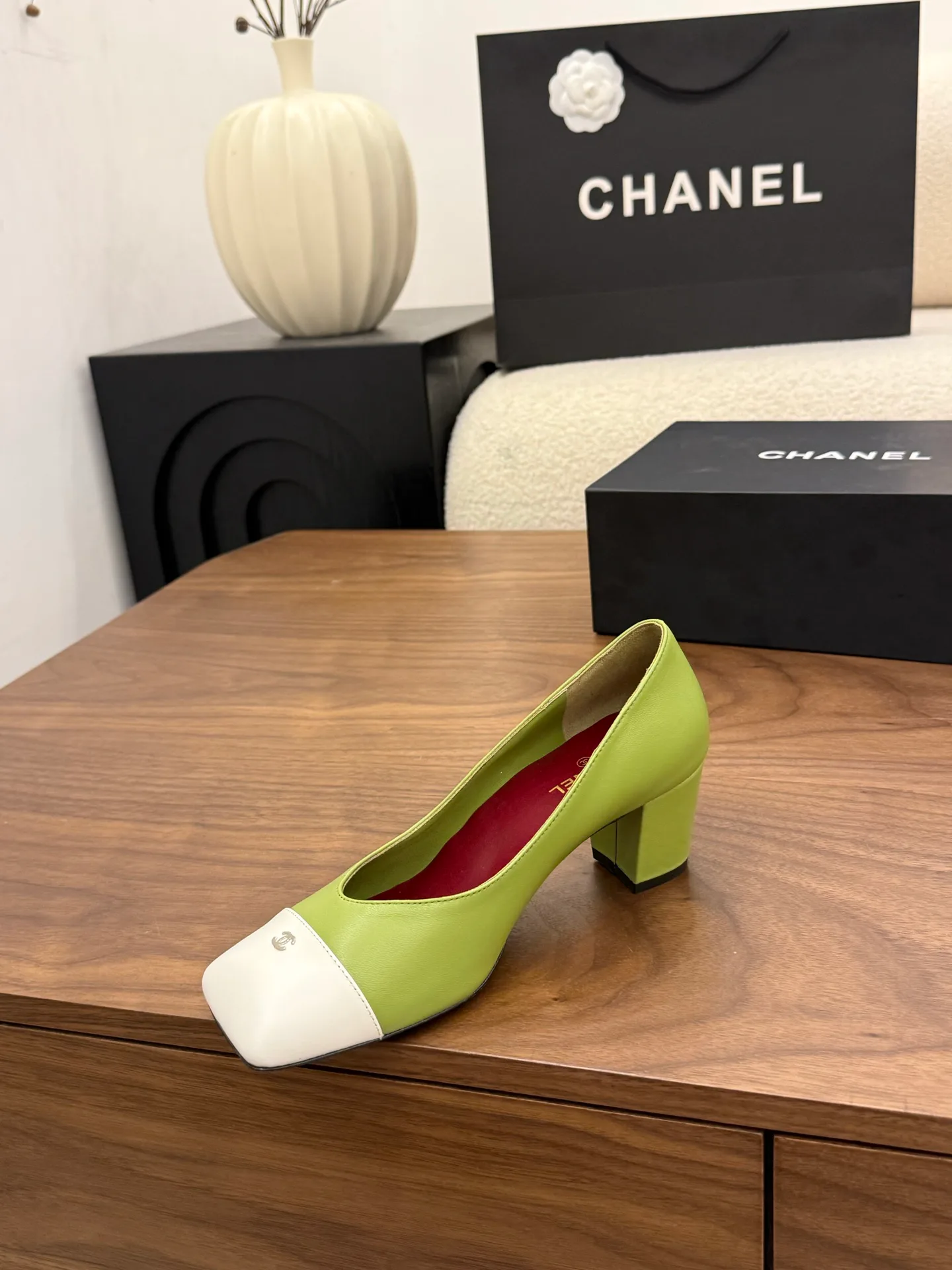 Туфли Женские Chanel 13230767