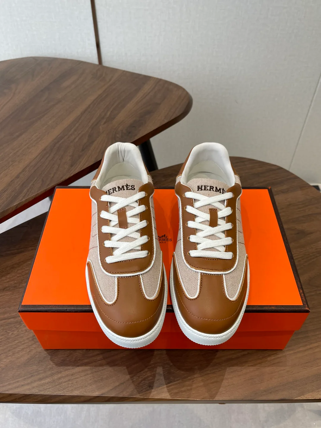 Кроссовки Женские Hermes 1284386