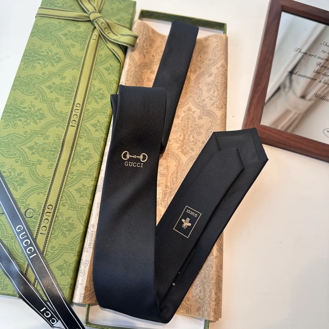 Платки Gucci 3305142