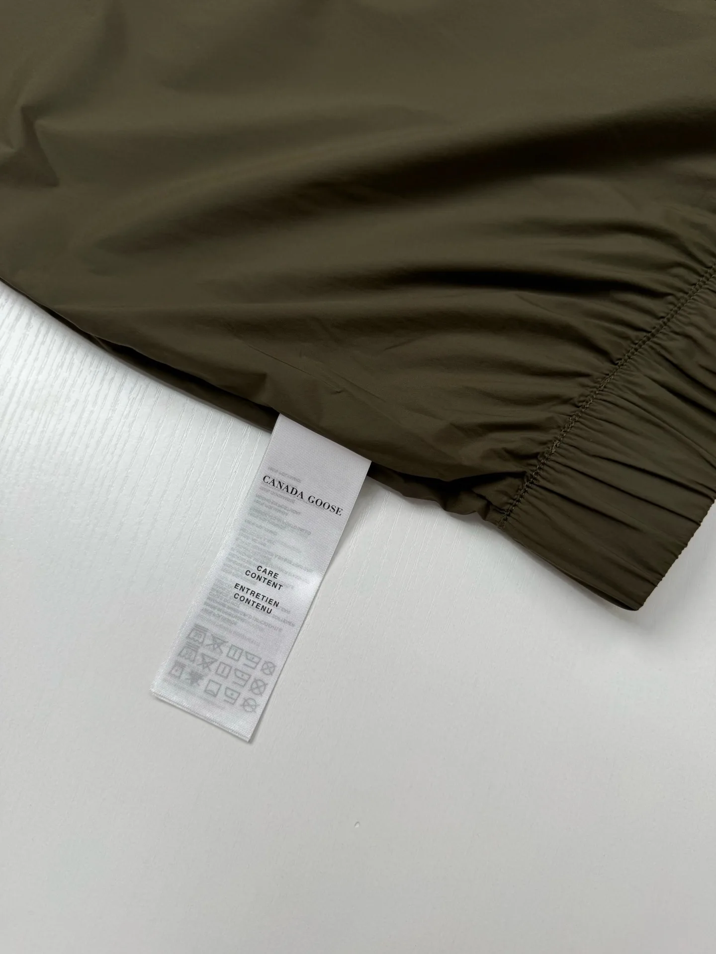Шорты Женские Canada Goose 17093308