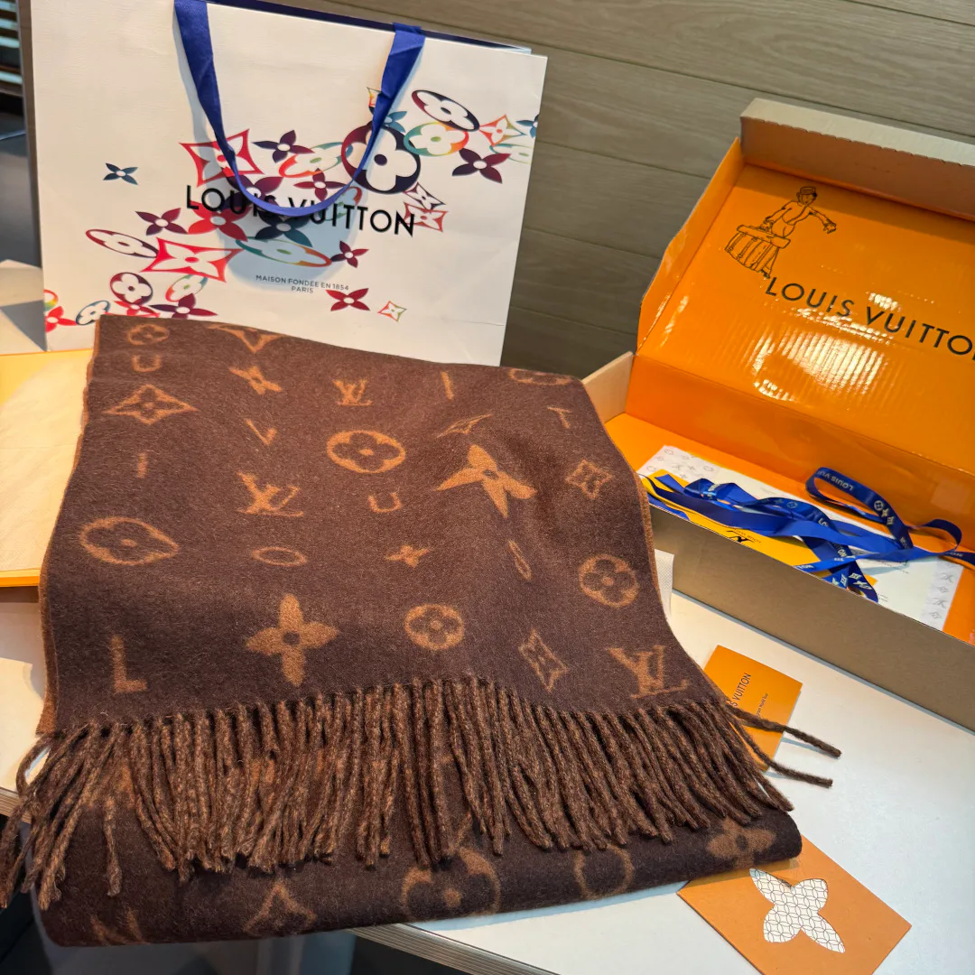 Шарфы Louis Vuitton 497640