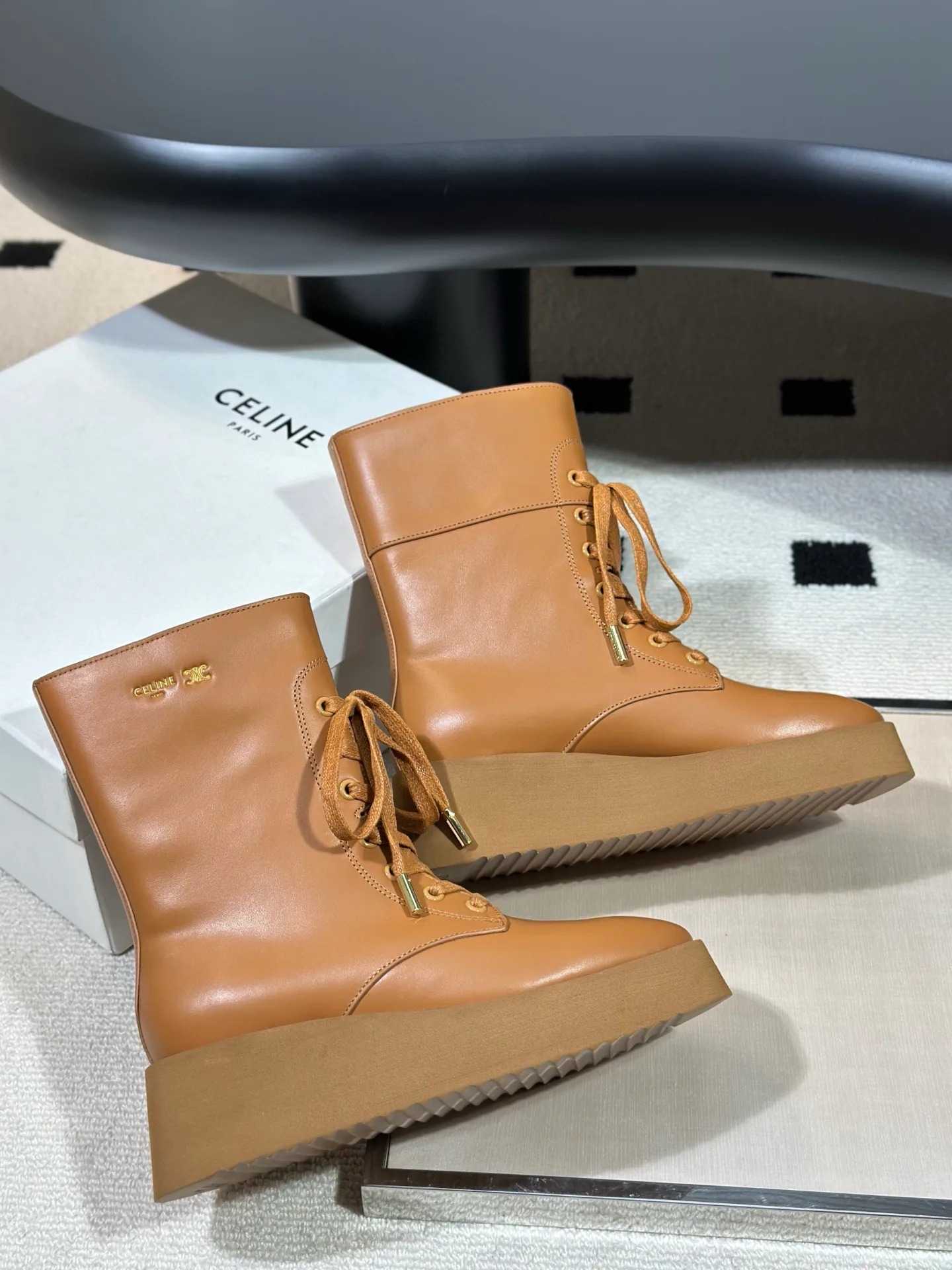 Ботинки Женские Celine 18041690