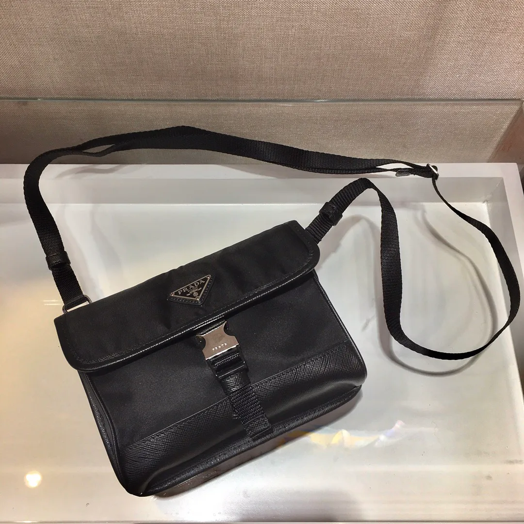 Сумки На Ремне Женские Prada 13346052