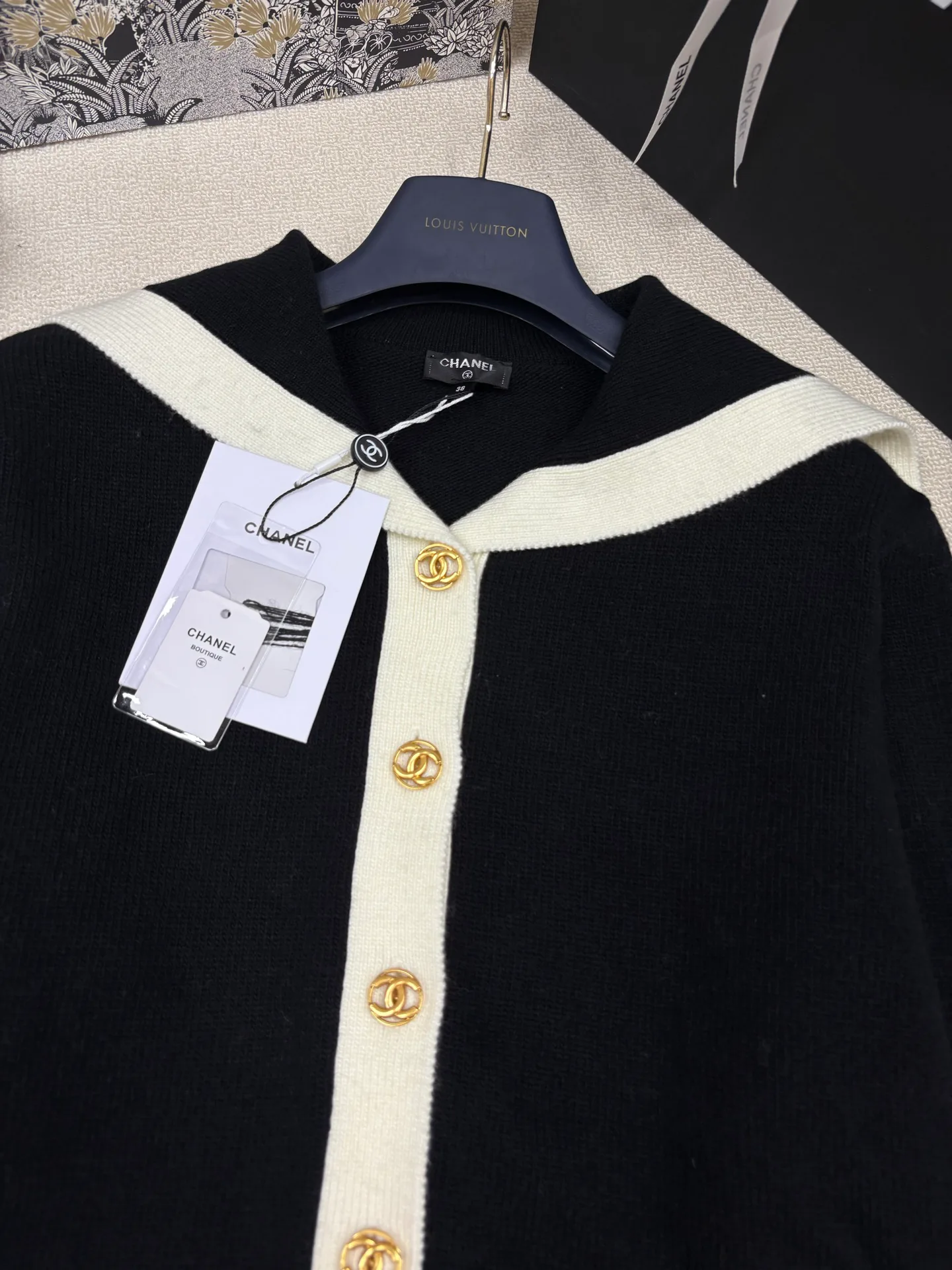 Джемперы И Свитеры Женские Chanel 17476723