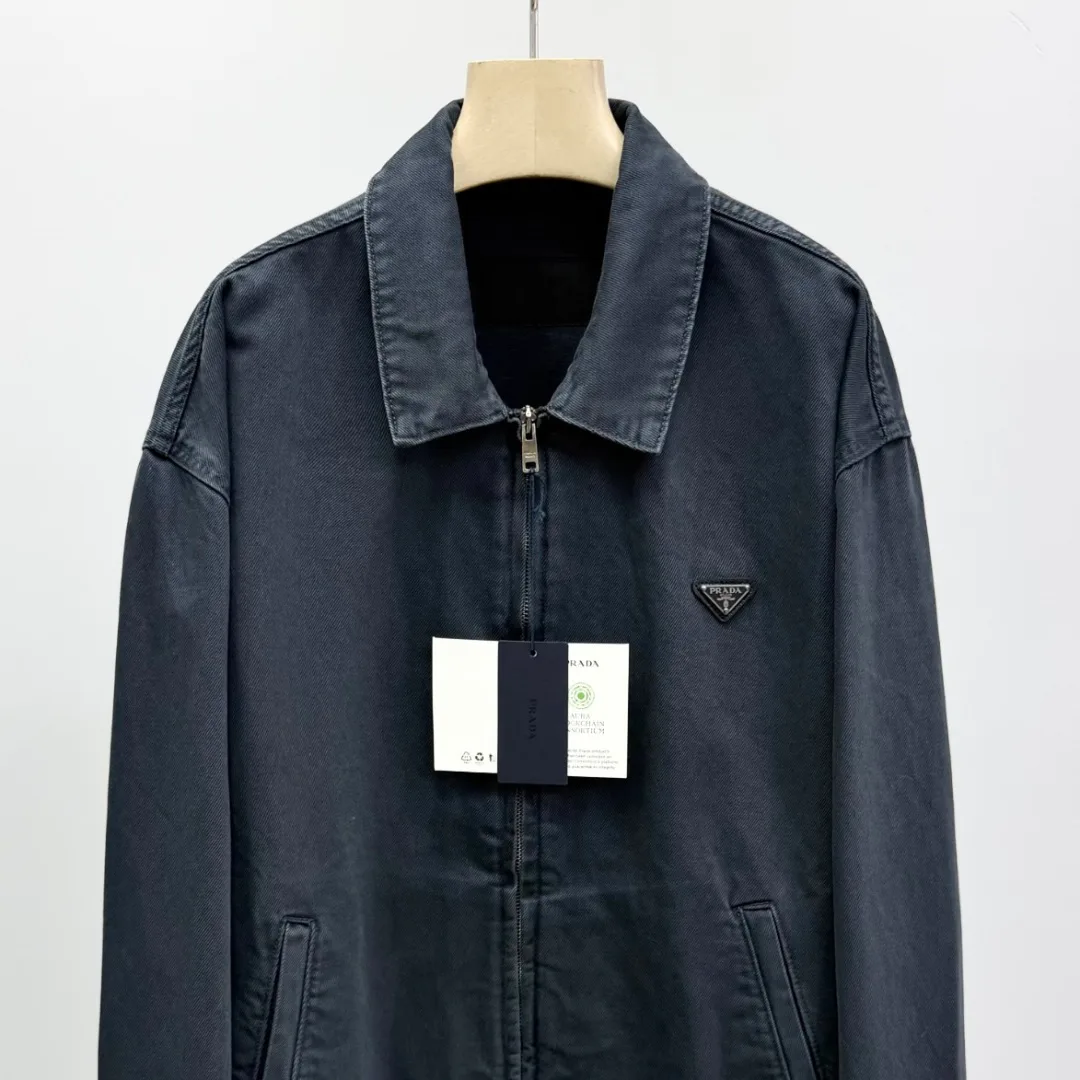 Куртки И Пуховики Мужские Prada 9822993