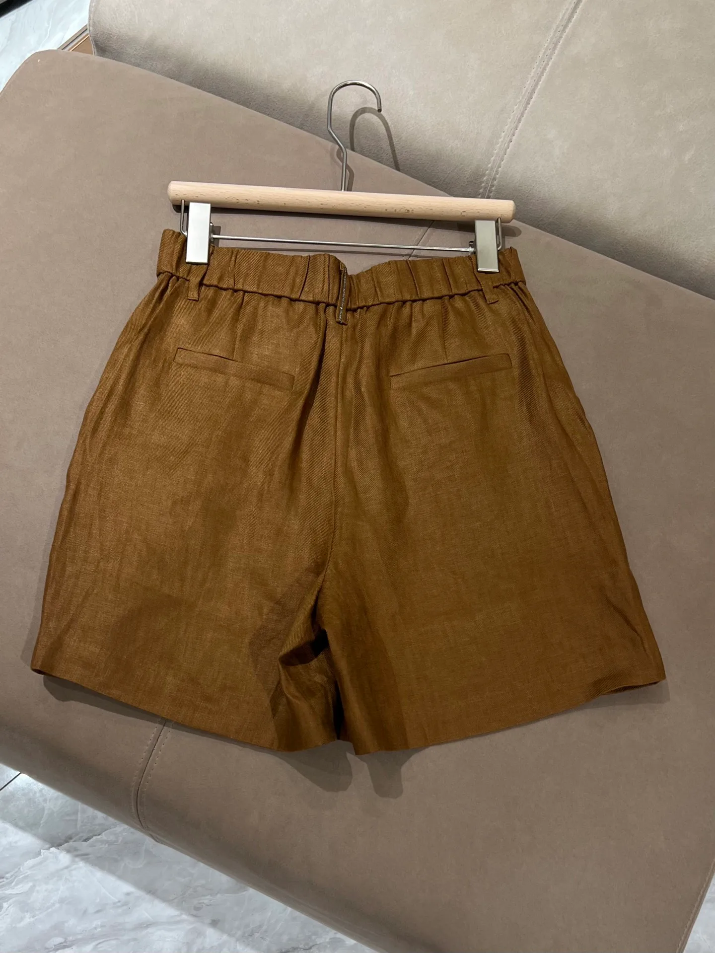 Шорты Женские Brunello Cucinelli 11671658