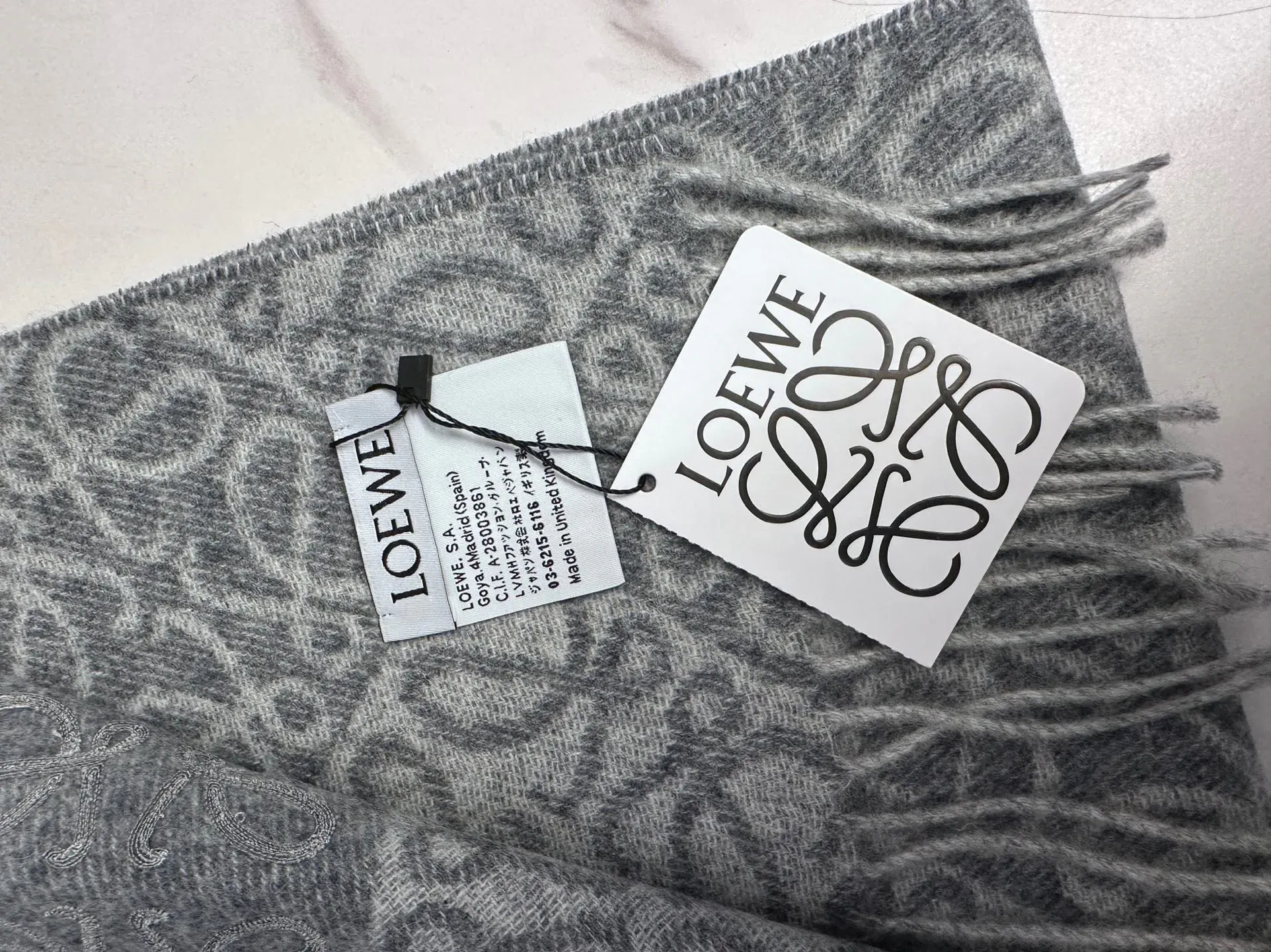 Шарфы Loewe 614911