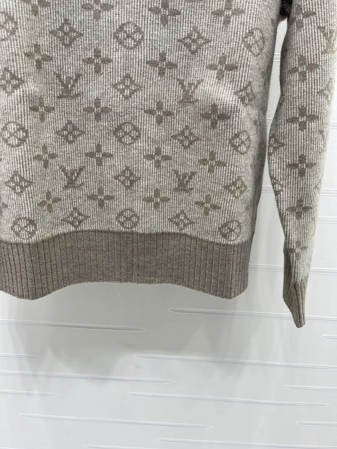 Джемперы И Свитеры Женские Louis Vuitton 18437167