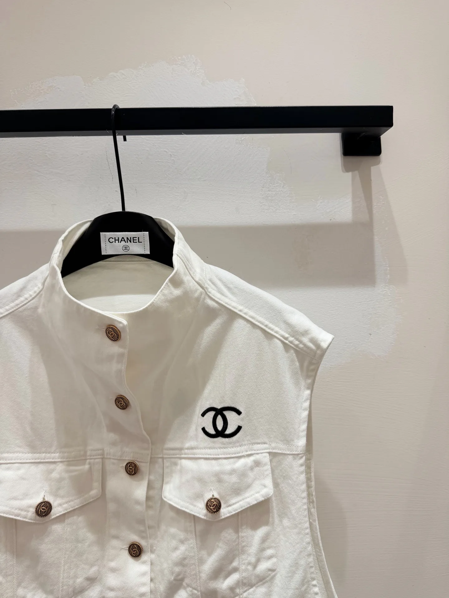 Жилеты Женские Chanel 11672108